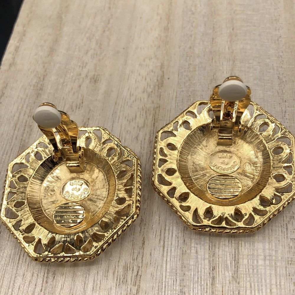 Jose Maria Barrera For‎ Avon Earrings FALLING LEAVES Gold Tone Clip On MINT - Picture 3 of 9